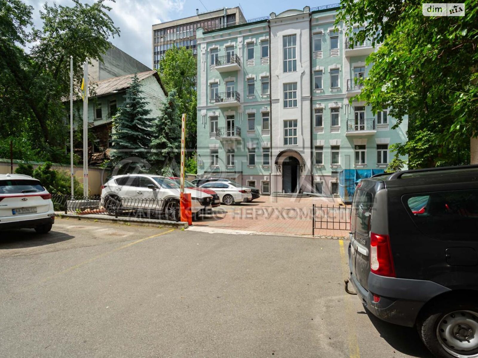Офисное помещение на 230 кв.м. в Киеве фото 1 Офисное помещение на 230 кв.м. в Киеве фото 1