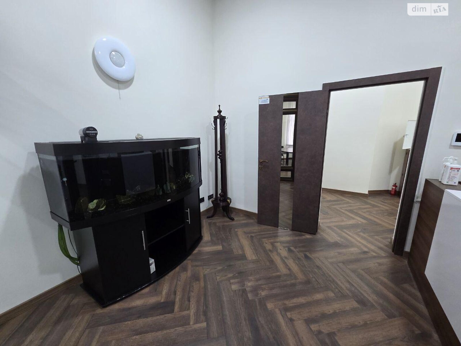Офисное помещение на 220 кв.м. в Киеве фото 1 Офисное помещение на 220 кв.м. в Киеве фото 1