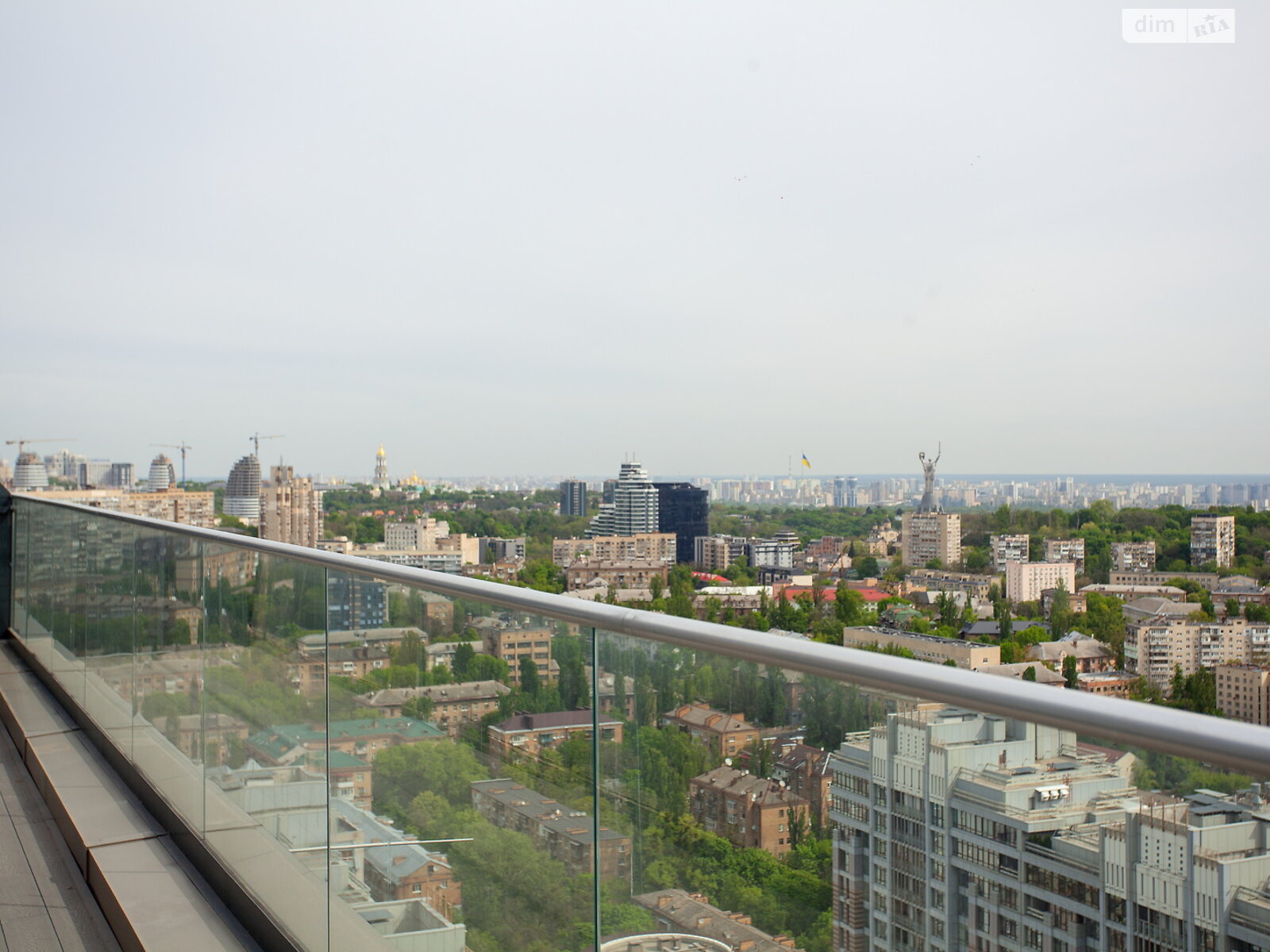 Офисное помещение на 207 кв.м. в Киеве фото 1 Офисное помещение на 207 кв.м. в Киеве фото 1