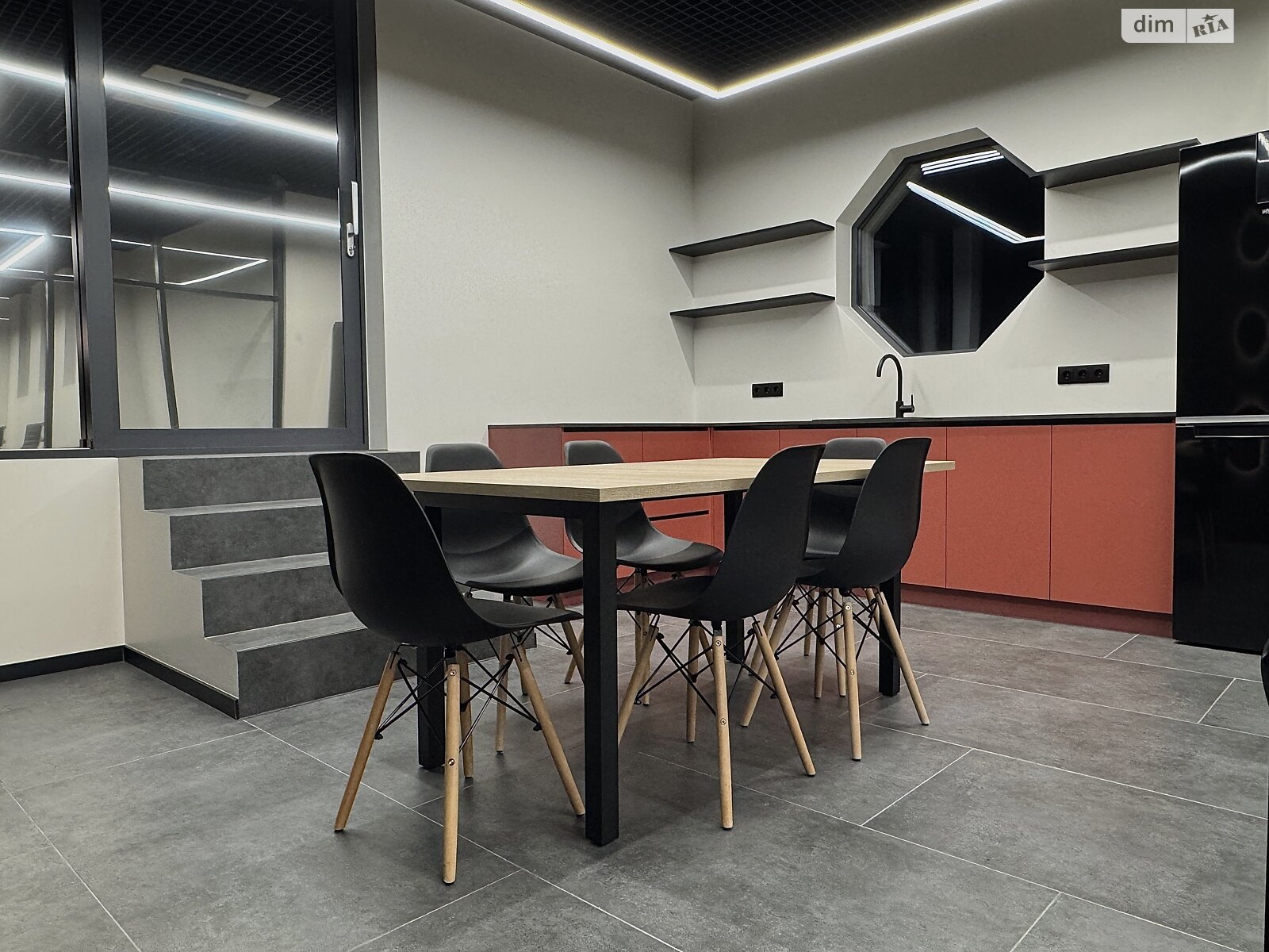 Офисное помещение на 150 кв.м. в Киеве фото 1 Офисное помещение на 150 кв.м. в Киеве фото 1