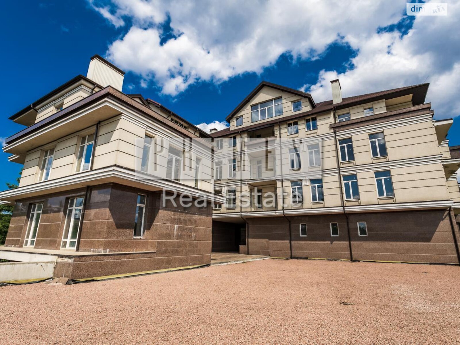 Офисное помещение на 4321.9 кв.м. в Киеве фото 1