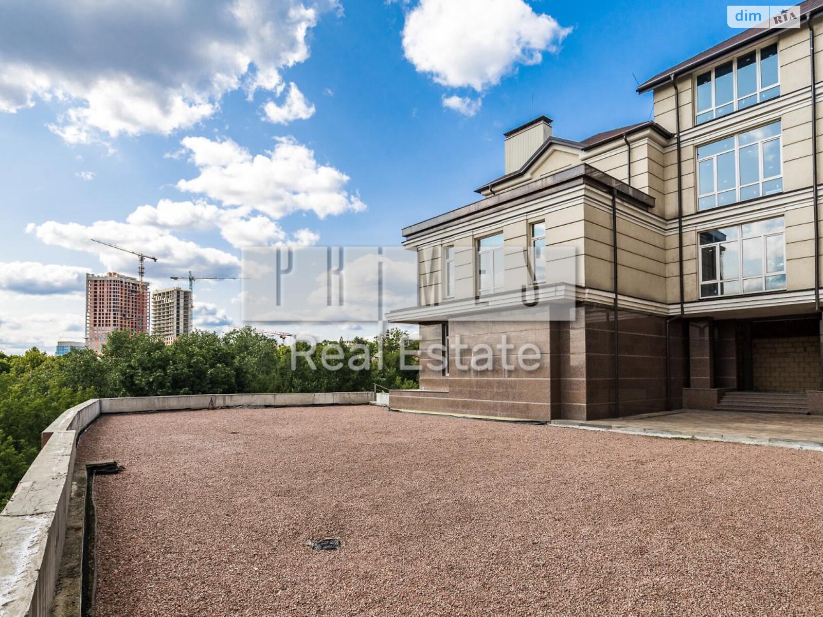 Офисное помещение на 4321.9 кв.м. в Киеве фото 1