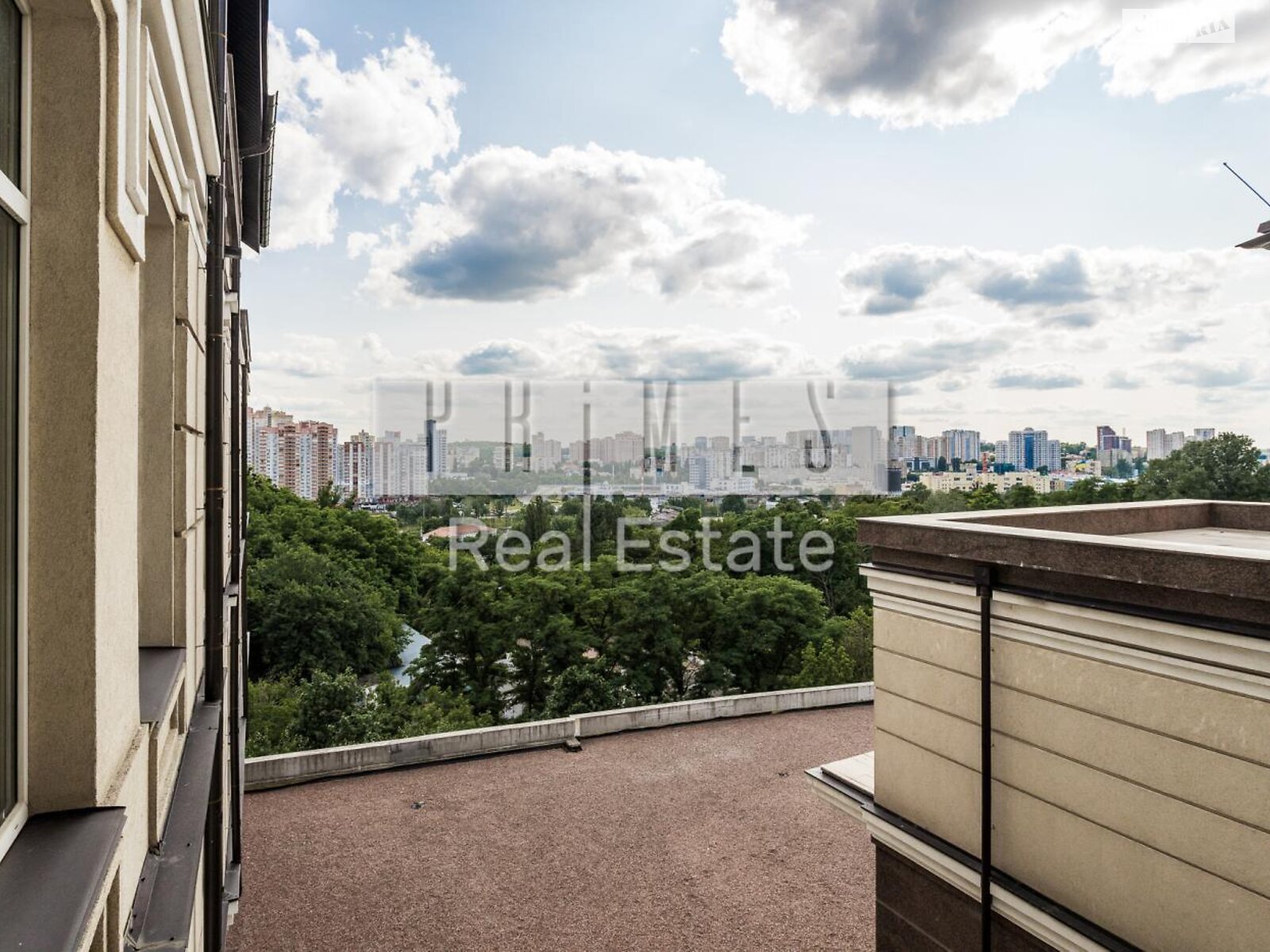 Офисное помещение на 4321.9 кв.м. в Киеве фото 1