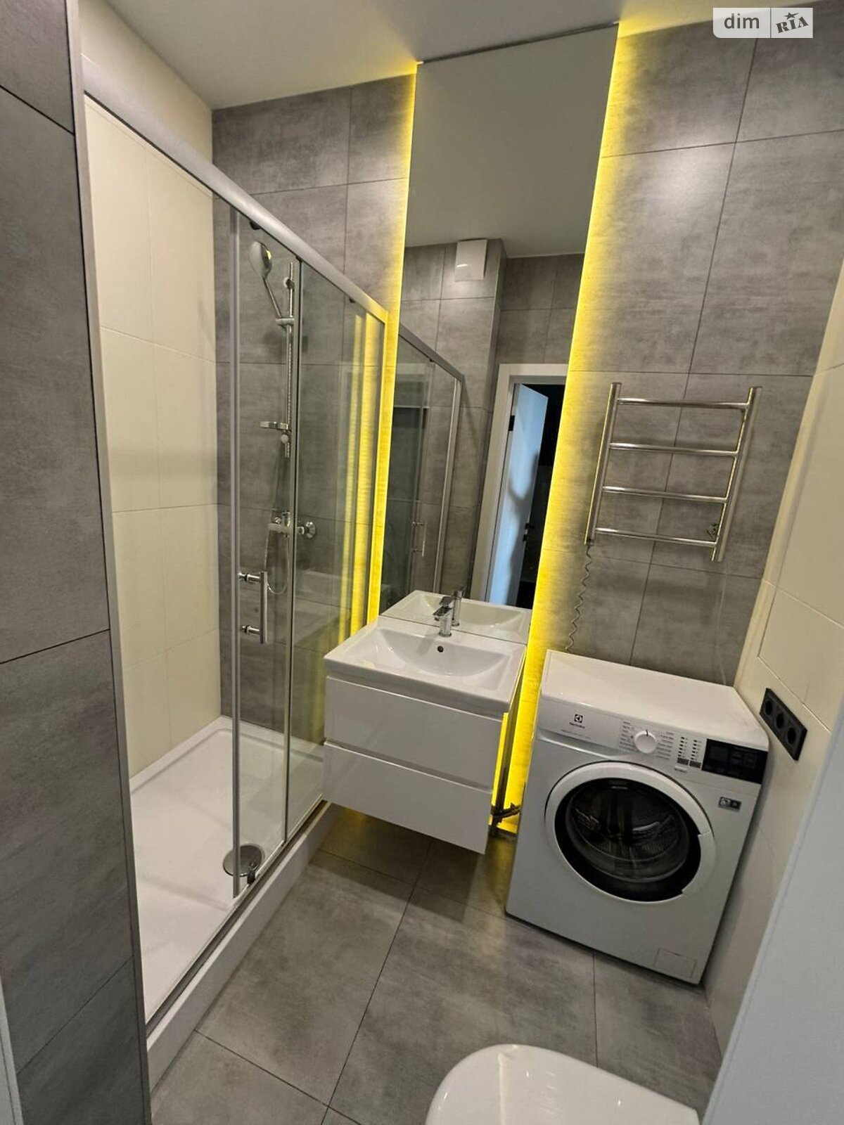 Офисное помещение на 32 кв.м. в Киеве фото 1 Офисное помещение на 32 кв.м. в Киеве фото 1