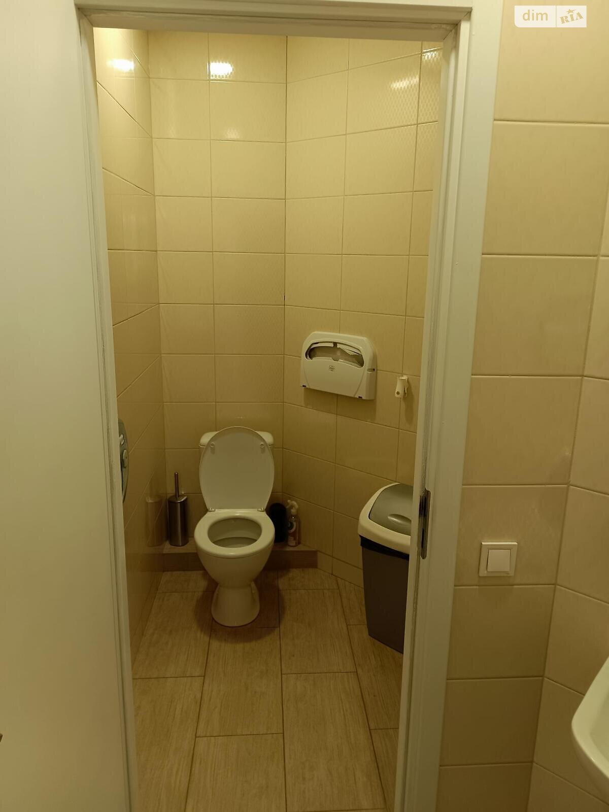 Офісне приміщення на 406.8 кв.м. в Києві фото 1 Офісне приміщення на 406.8 кв.м. в Києві фото 1