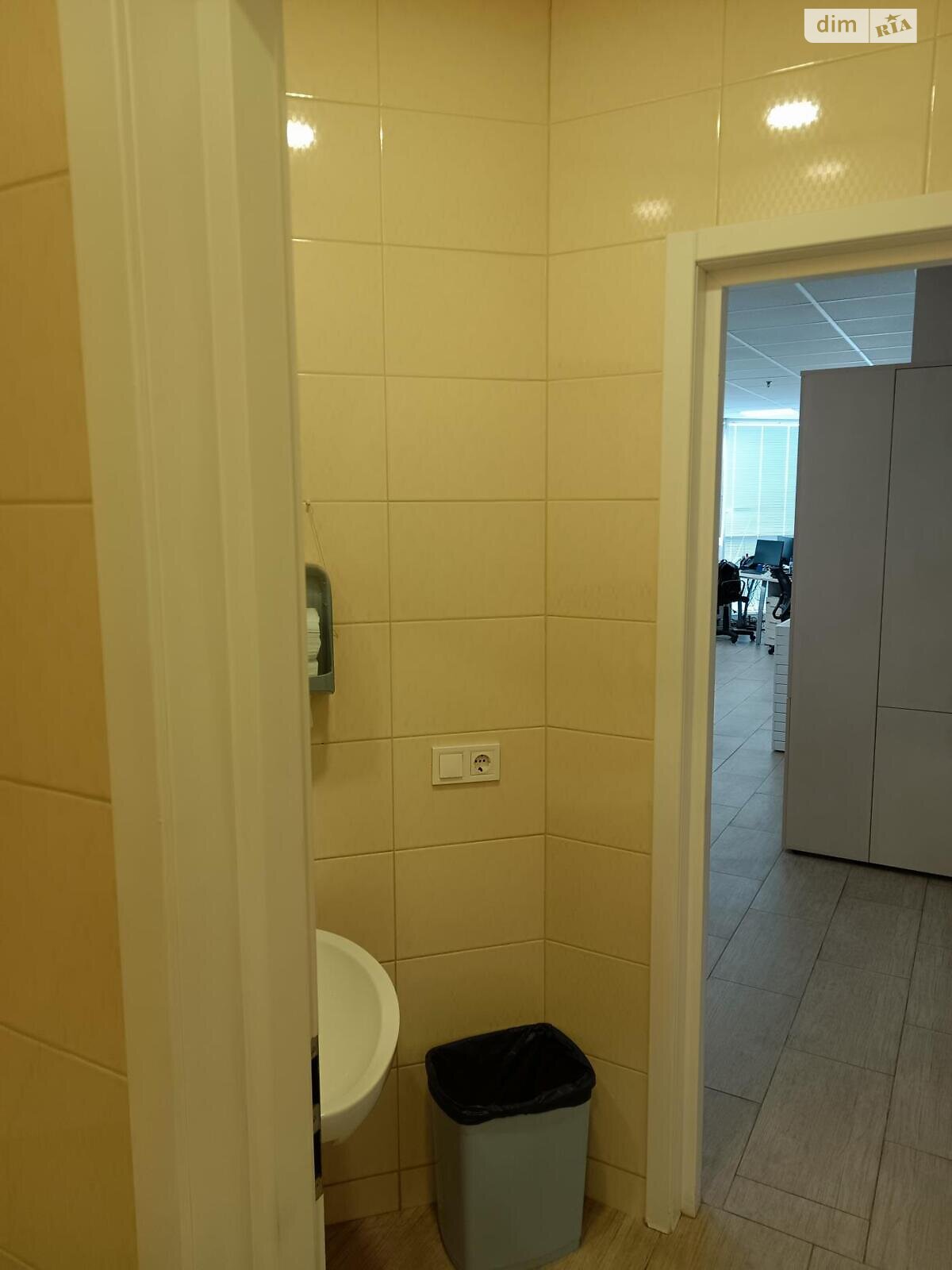 Офісне приміщення на 406.8 кв.м. в Києві фото 1 Офісне приміщення на 406.8 кв.м. в Києві фото 1