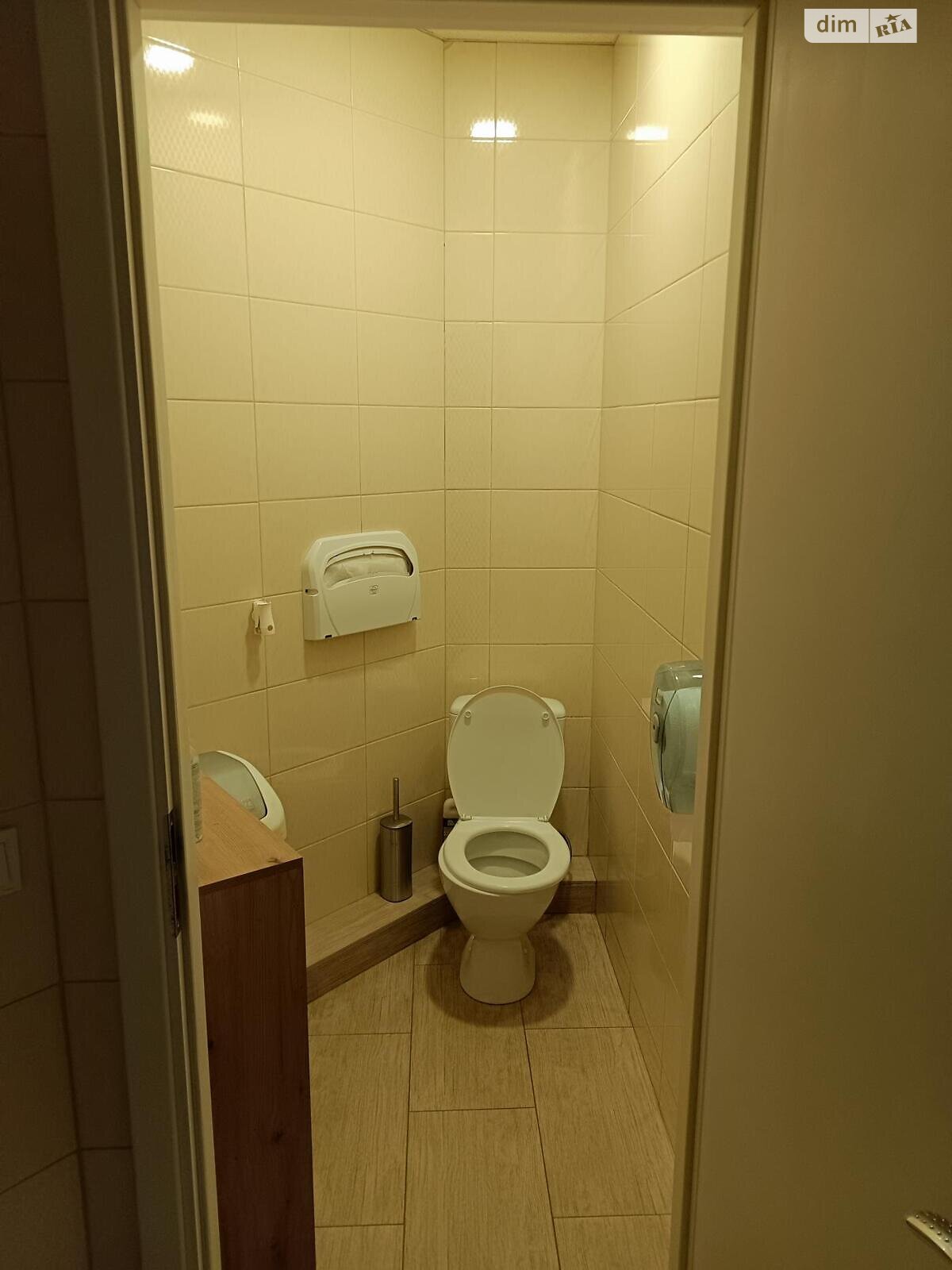 Офісне приміщення на 406.8 кв.м. в Києві фото 1 Офісне приміщення на 406.8 кв.м. в Києві фото 1