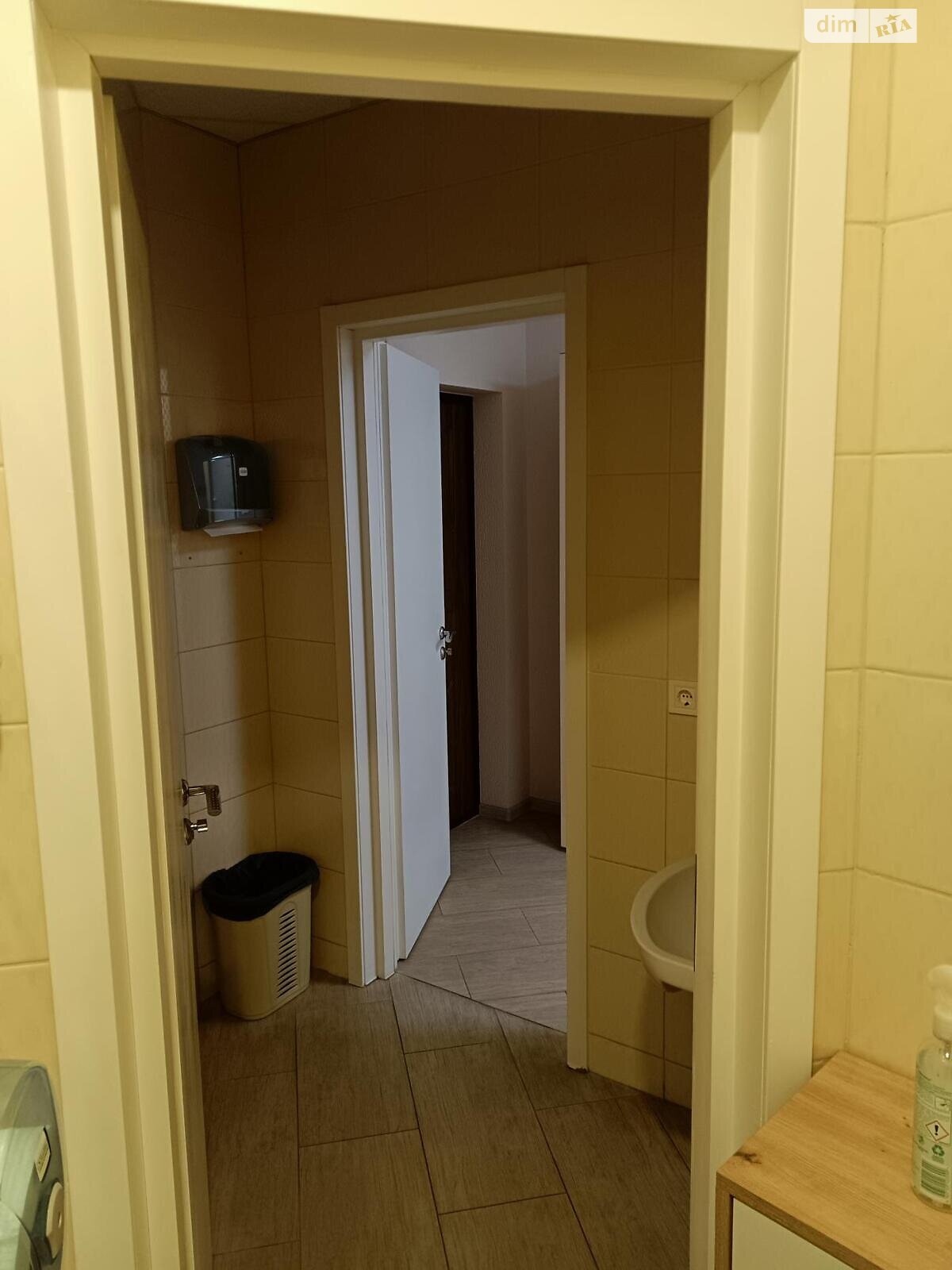 Офісне приміщення на 406.8 кв.м. в Києві фото 1 Офісне приміщення на 406.8 кв.м. в Києві фото 1