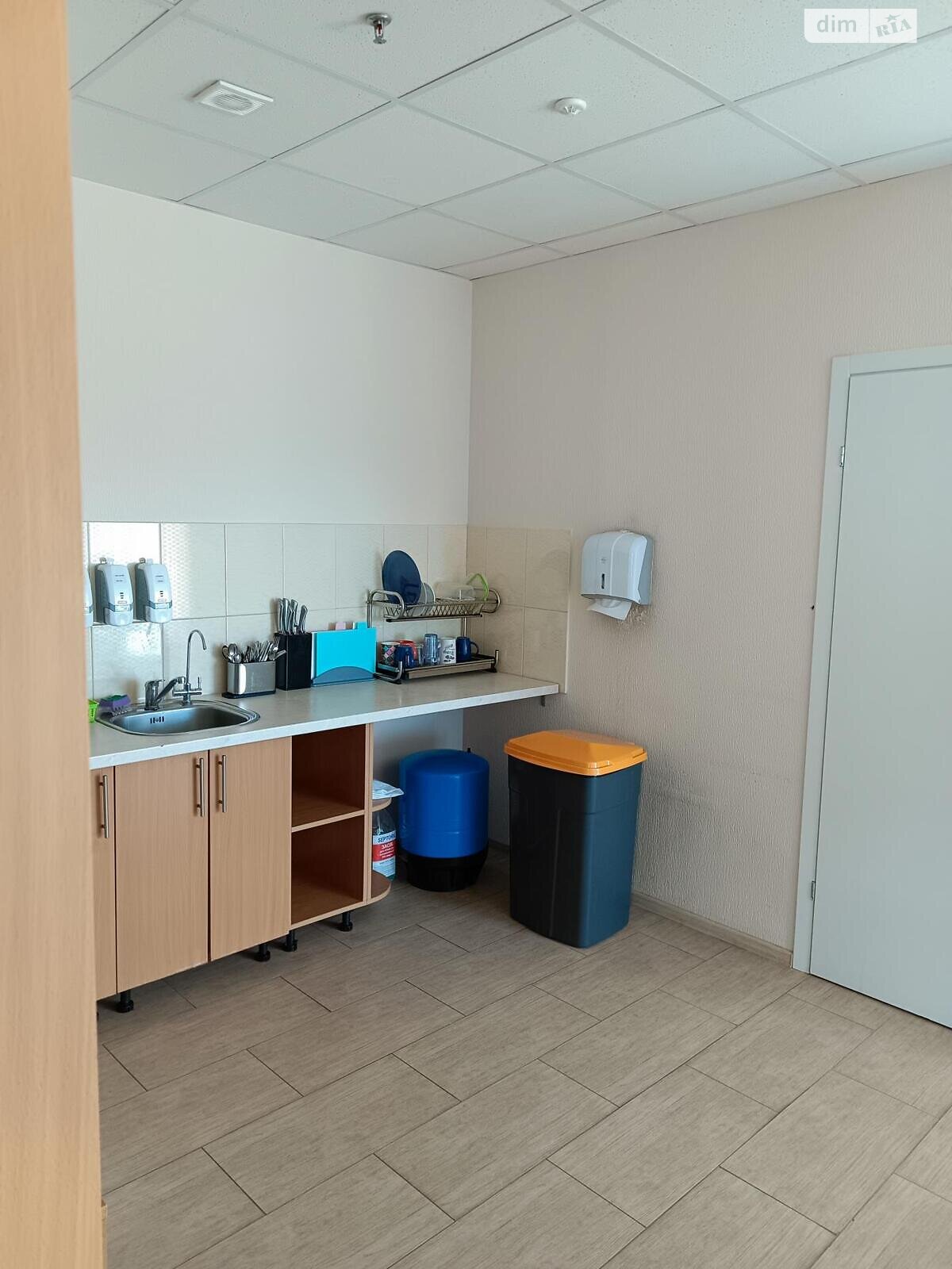 Офісне приміщення на 406.8 кв.м. в Києві фото 1 Офісне приміщення на 406.8 кв.м. в Києві фото 1