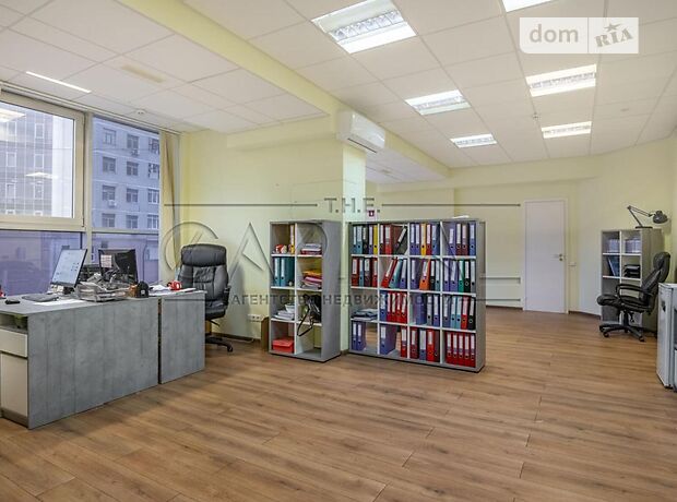 Офісне приміщення на 910 кв.м. в бізнес-центрі в Києві фото 1 Офісне приміщення на 910 кв.м. в бізнес-центрі в Києві фото 1