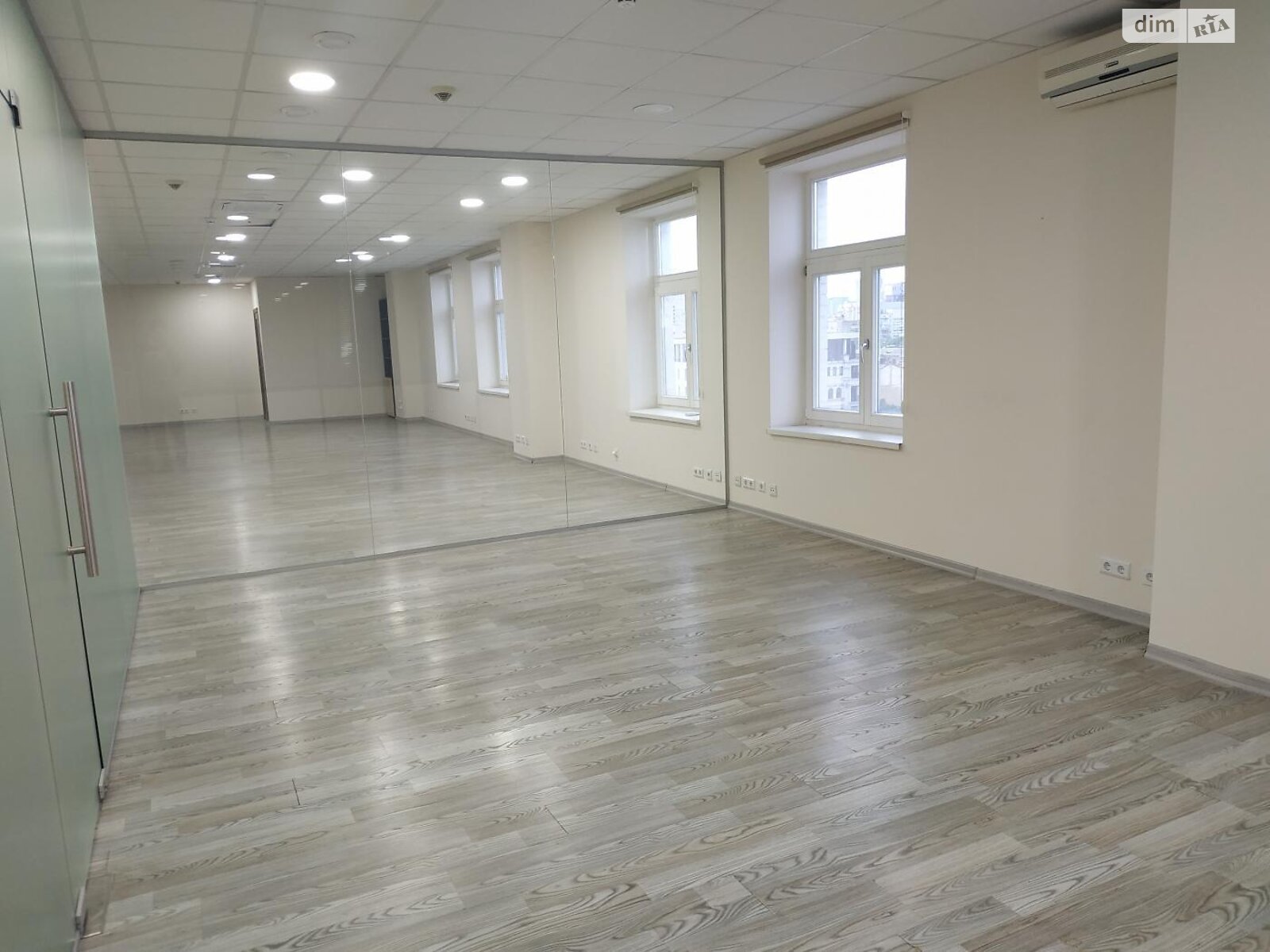Офісне приміщення на 233.1 кв.м. в Києві фото 1