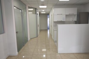 Офисное помещение на 174.7 кв.м. в Киеве фото 2
