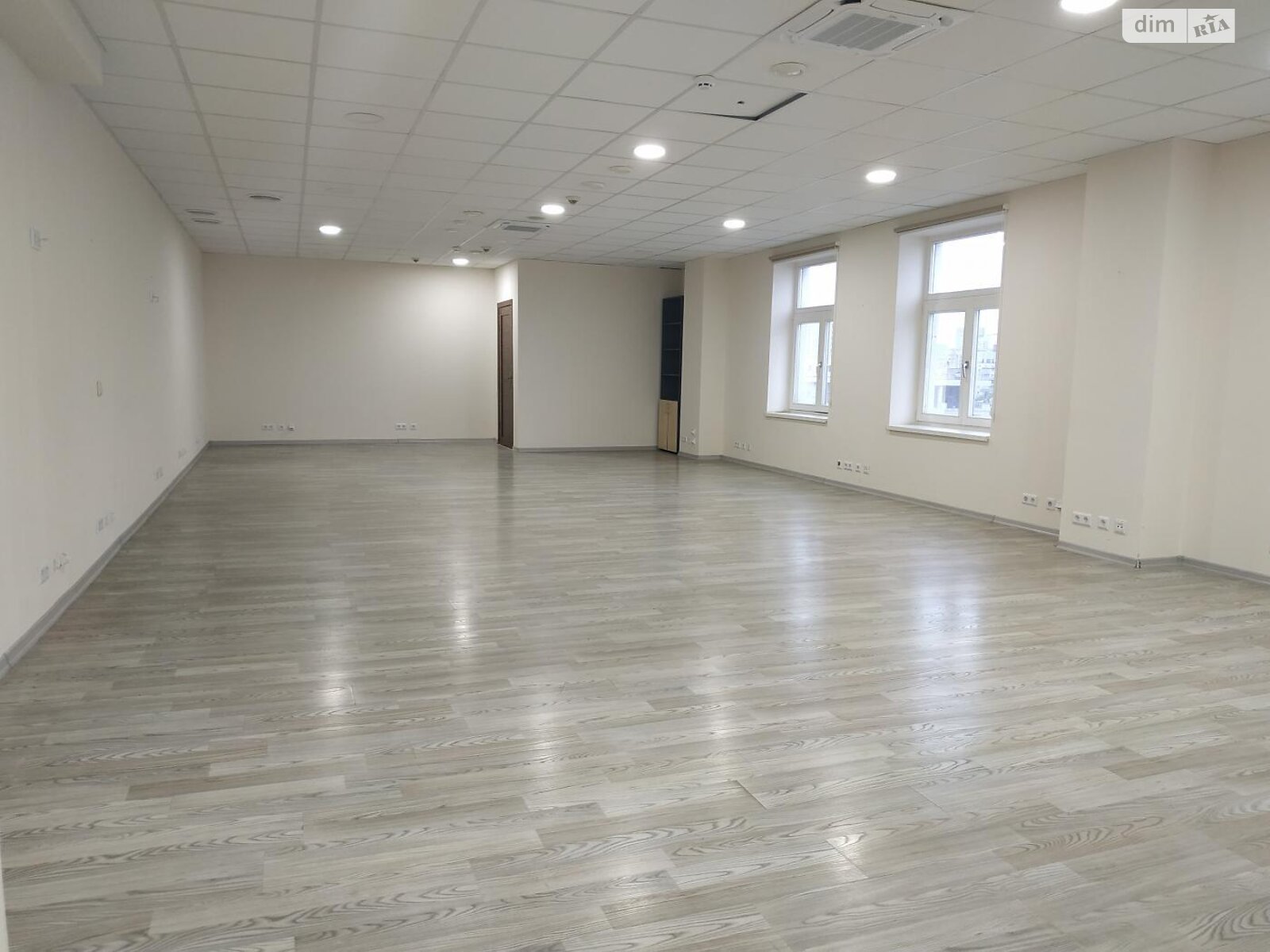 Офісне приміщення на 233.1 кв.м. в Києві фото 1