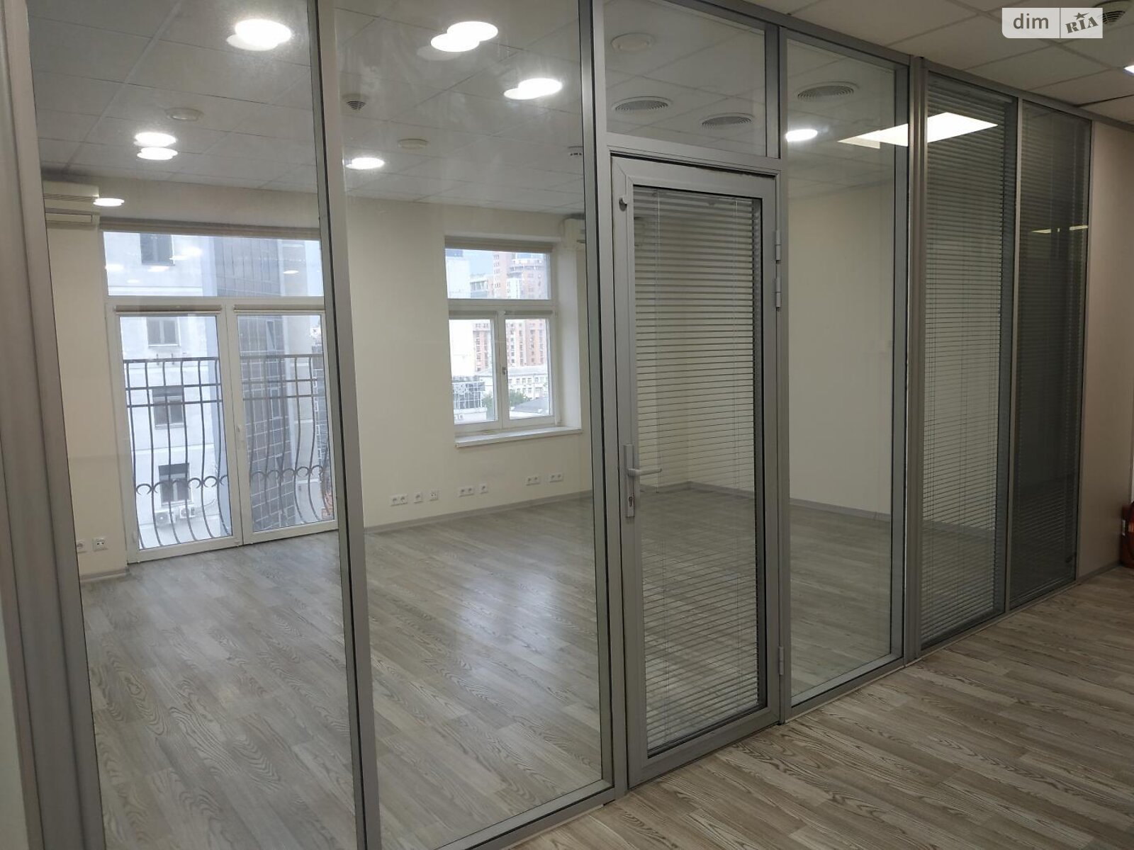 Офісне приміщення на 233.1 кв.м. в Києві фото 1