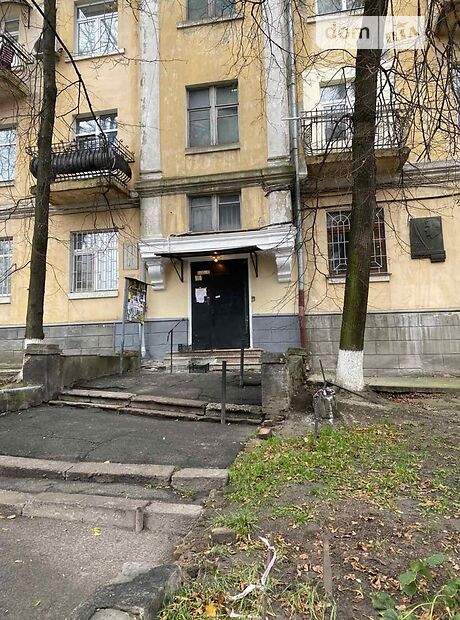 Офісне приміщення на 76 кв.м. в нежитловому приміщені в житловому будинку в Києві фото 1 Офісне приміщення на 76 кв.м. в нежитловому приміщені в житловому будинку в Києві фото 1