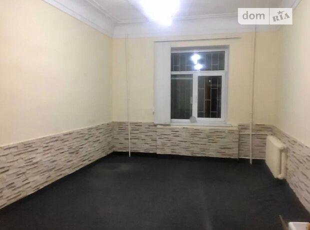 Офісне приміщення на 76 кв.м. в нежитловому приміщені в житловому будинку в Києві фото 1 Офісне приміщення на 76 кв.м. в нежитловому приміщені в житловому будинку в Києві фото 1