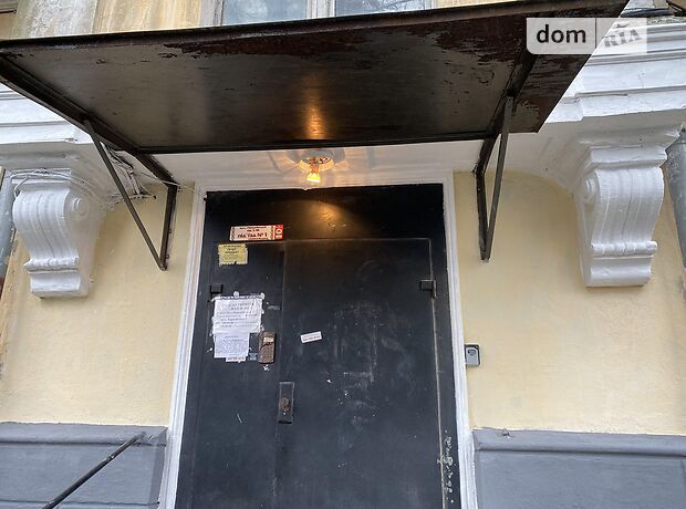 Офісне приміщення на 76 кв.м. в нежитловому приміщені в житловому будинку в Києві фото 1 Офісне приміщення на 76 кв.м. в нежитловому приміщені в житловому будинку в Києві фото 1