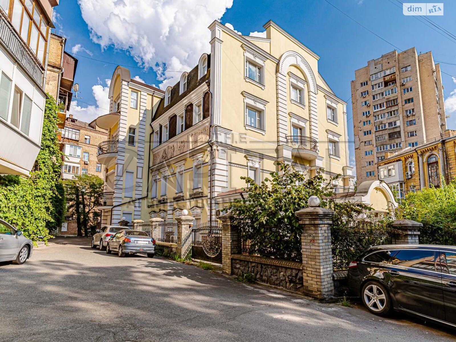 Офісне приміщення на 1738 кв.м. в Києві фото 1 Офісне приміщення на 1738 кв.м. в Києві фото 1