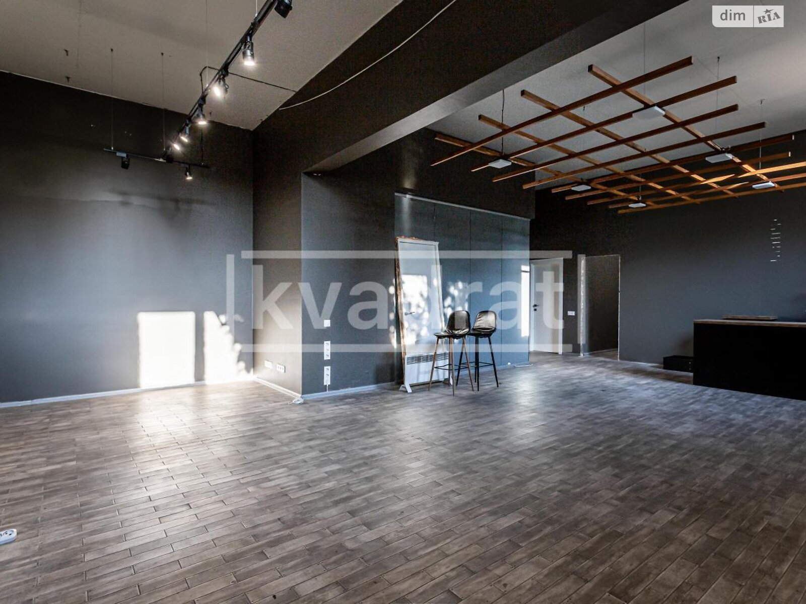 Офисное помещение на 86.2 кв.м. в Киеве фото 1