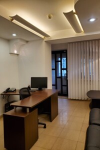 Офисное помещение на 100 кв.м. в Киеве фото 2