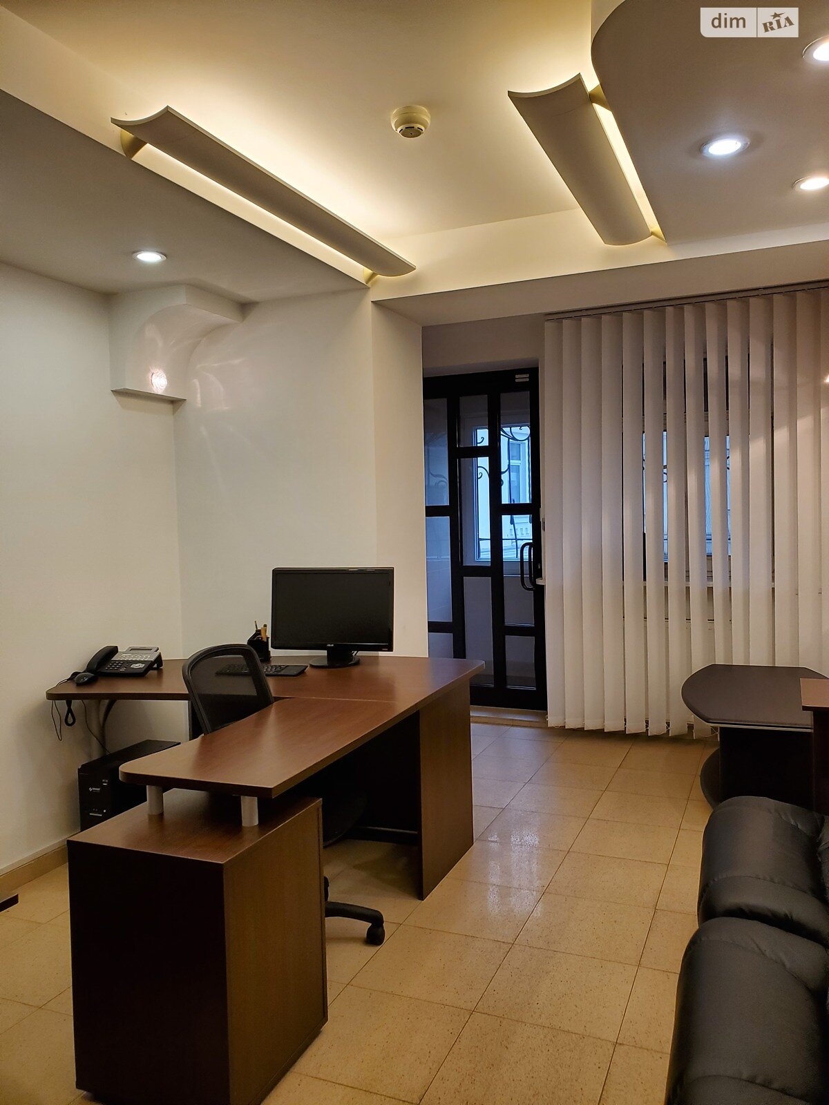 Офисное помещение на 100 кв.м. в Киеве фото 1