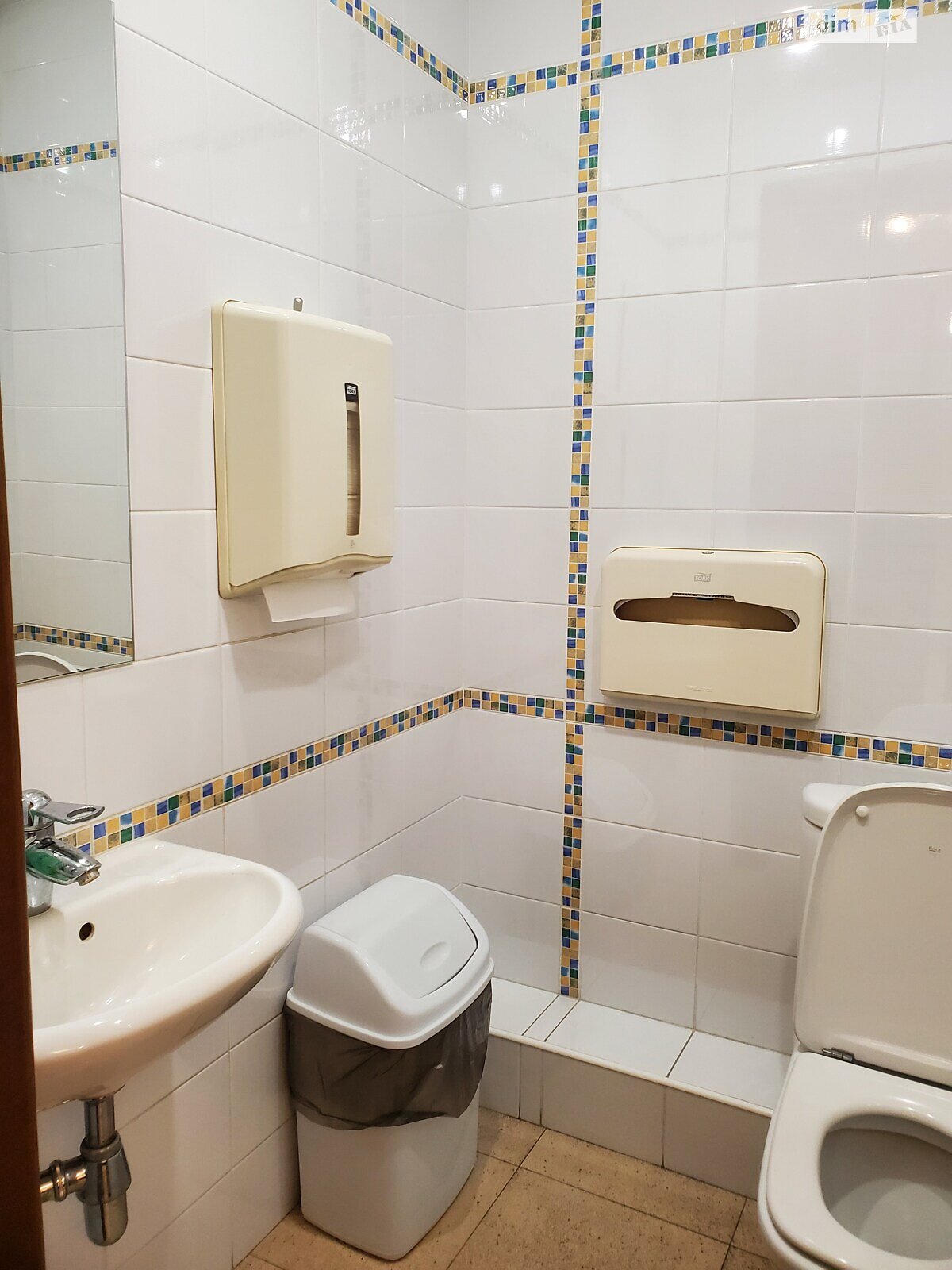 Офисное помещение на 100 кв.м. в Киеве фото 1