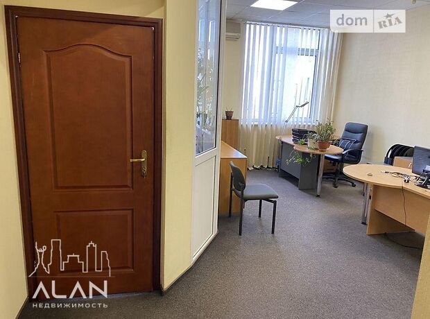 Офисное помещение на 517 кв.м. в бизнес-центре в Киеве фото 1 Офисное помещение на 517 кв.м. в бизнес-центре в Киеве фото 1
