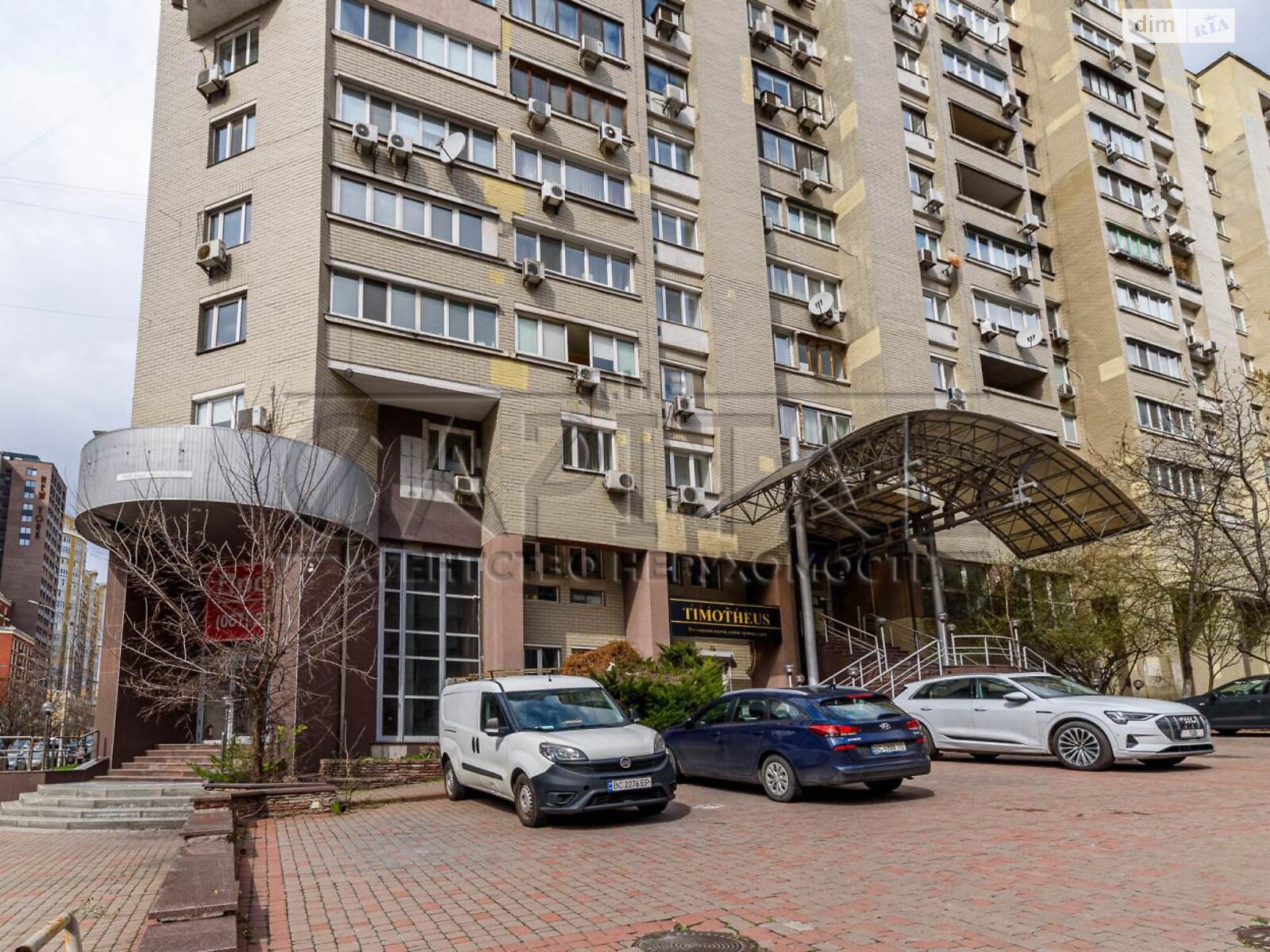 Офісне приміщення на 1388 кв.м. в Києві фото 1 Офісне приміщення на 1388 кв.м. в Києві фото 1