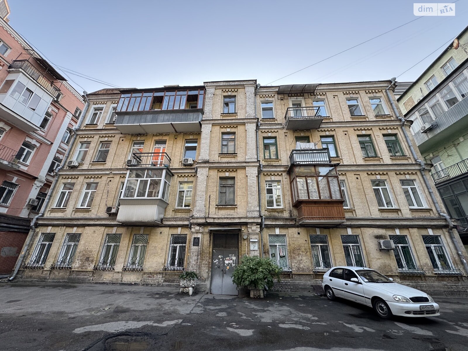 Офисное помещение на 70.6 кв.м. в Киеве фото 1