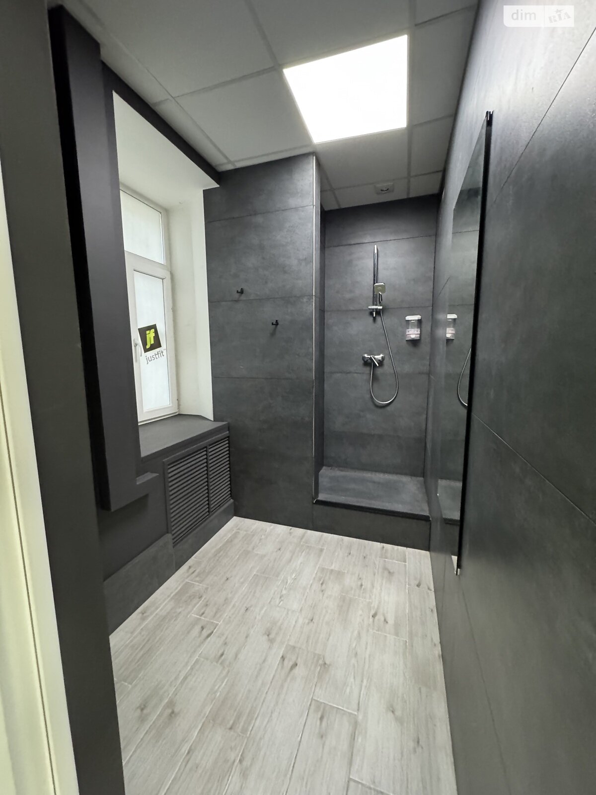 Офисное помещение на 70.6 кв.м. в Киеве фото 1