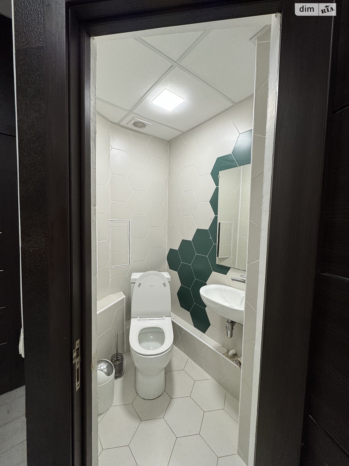 Офисное помещение на 70.6 кв.м. в Киеве фото 1