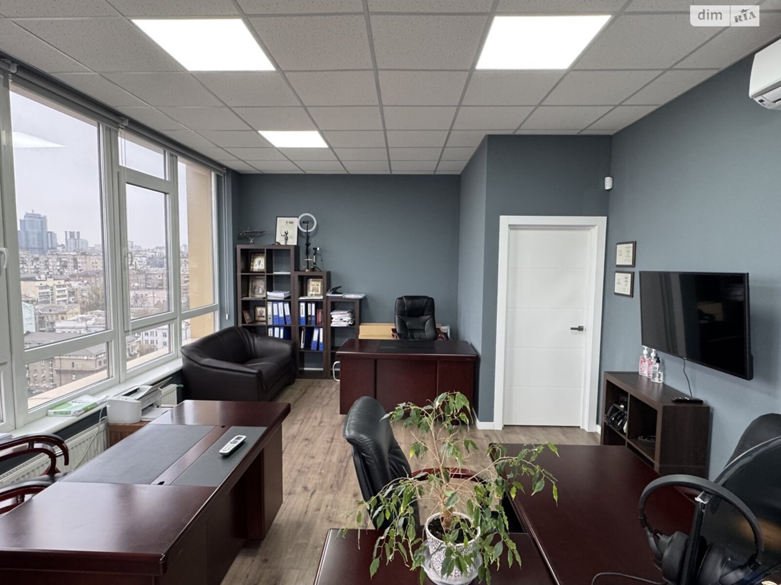 Офисное помещение на 118.3 кв.м. в Киеве фото 1 Офисное помещение на 118.3 кв.м. в Киеве фото 1