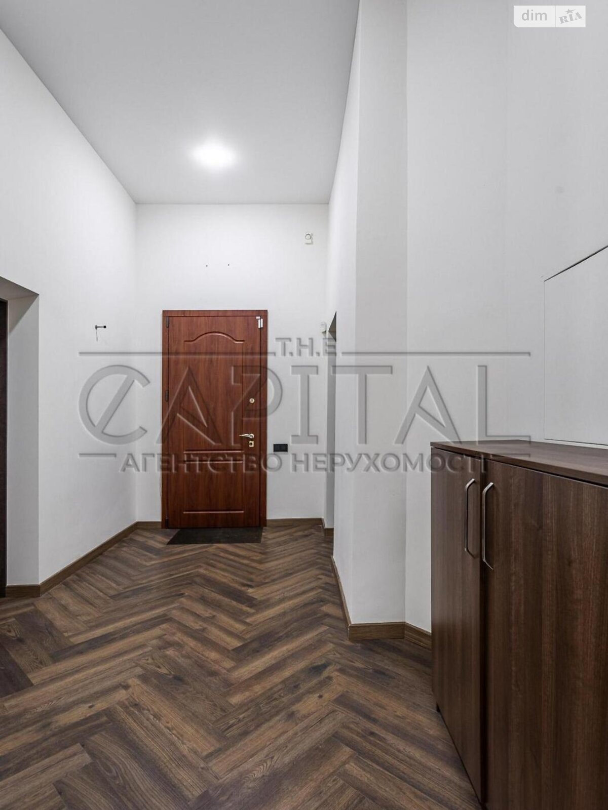 Офісне приміщення на 220 кв.м. в Києві фото 1 Офісне приміщення на 220 кв.м. в Києві фото 1