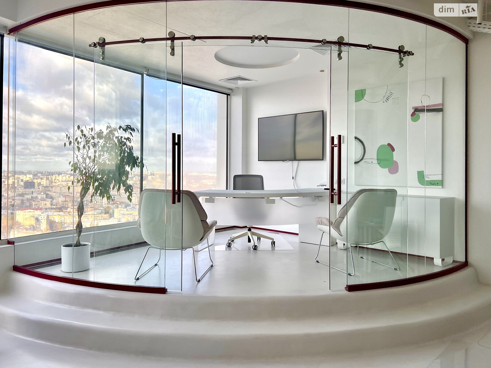 Офисное помещение на 248 кв.м. в Киеве фото 1