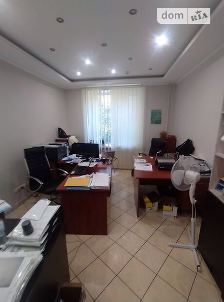 Офисное помещение на 73 кв.м. в жилом фонде в Киеве фото 1 Офисное помещение на 73 кв.м. в жилом фонде в Киеве фото 1