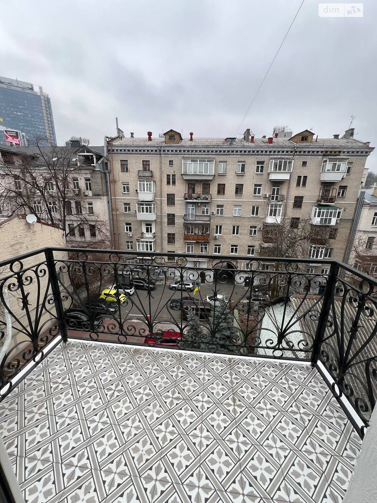 Офисное помещение на 1410 кв.м. в Киеве фото 1 Офисное помещение на 1410 кв.м. в Киеве фото 1