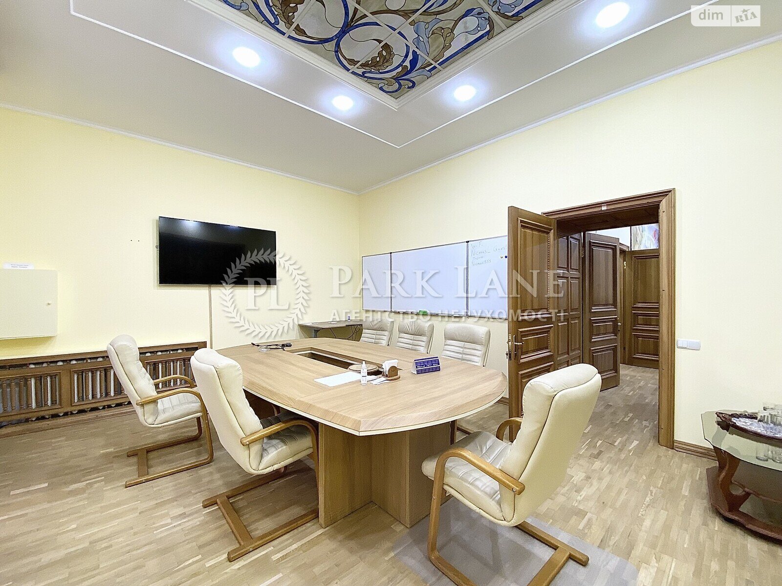 Офісне приміщення на 375.8 кв.м. в Києві фото 1 Офісне приміщення на 375.8 кв.м. в Києві фото 1