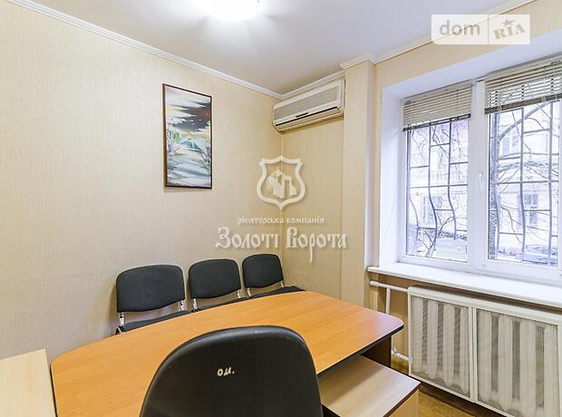 Офисное помещение на 68 кв.м. в бизнес-центре в Киеве фото 1 Офисное помещение на 68 кв.м. в бизнес-центре в Киеве фото 1