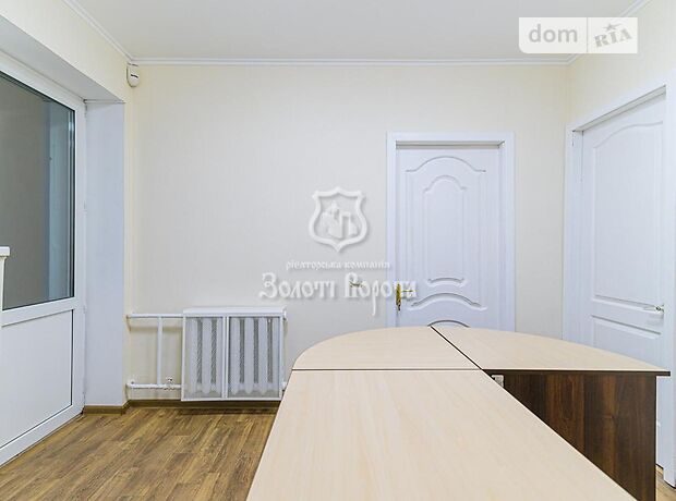 Офисное помещение на 68 кв.м. в бизнес-центре в Киеве фото 1 Офисное помещение на 68 кв.м. в бизнес-центре в Киеве фото 1