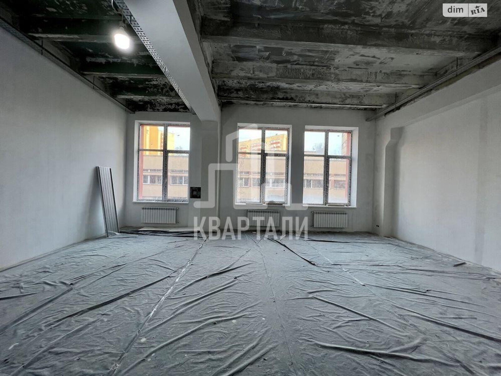 Офисное помещение на 90.3 кв.м. в Киеве фото 1