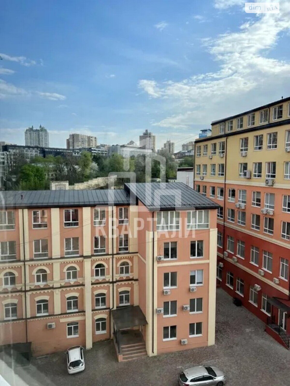 Офисное помещение на 90.3 кв.м. в Киеве фото 1