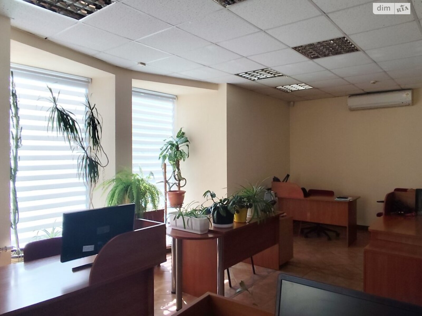 Офісне приміщення на 746 кв.м. в Києві фото 1 Офісне приміщення на 746 кв.м. в Києві фото 1