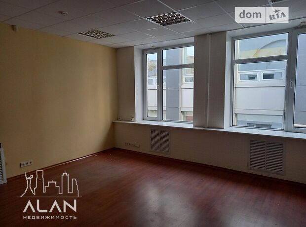 Офисное помещение на 1630 кв.м. в бизнес-центре в Киеве фото 1