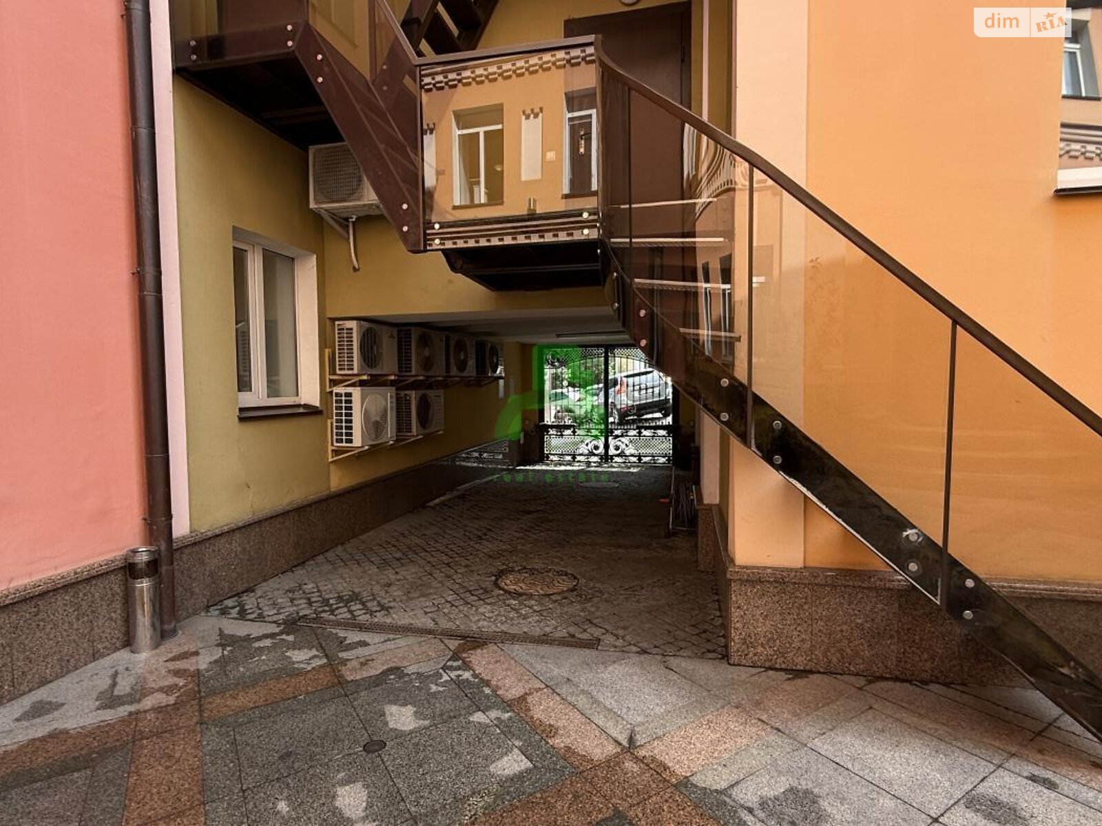 Офісне приміщення на 3178 кв.м. в Києві фото 1 Офісне приміщення на 3178 кв.м. в Києві фото 1