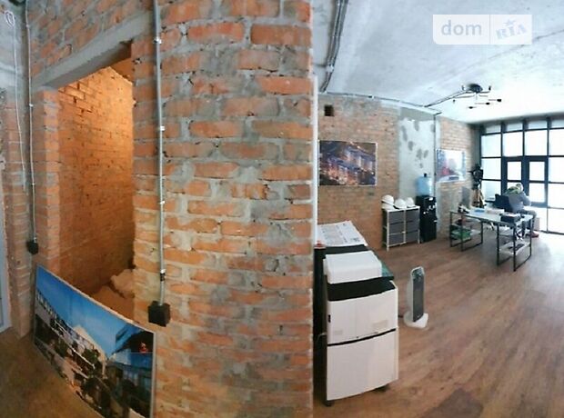 Офисное помещение на 34 кв.м. в бизнес-центре в Киеве фото 1 Офисное помещение на 34 кв.м. в бизнес-центре в Киеве фото 1