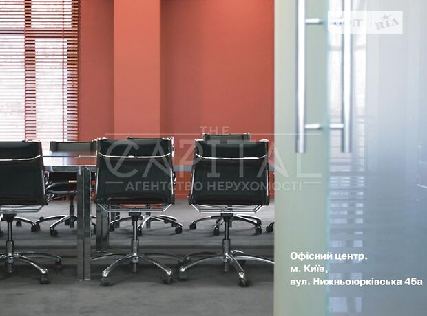 Офисное помещение на 2293 кв.м. в бизнес-центре в Киеве фото 1