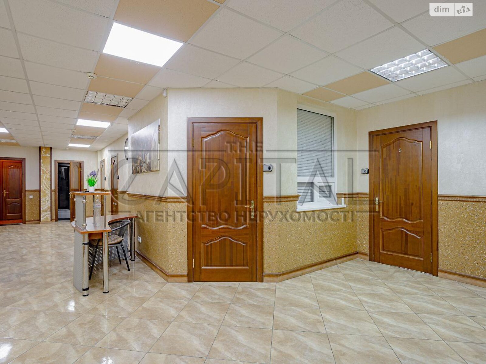 Офисное помещение на 480.9 кв.м. в Киеве фото 1
