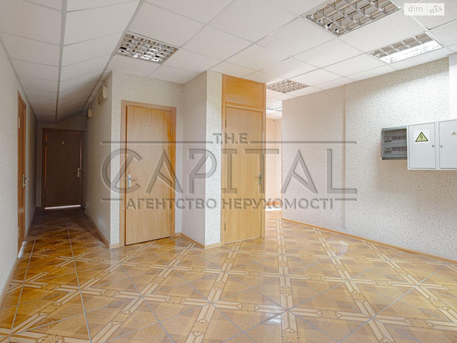 Офисное помещение на 480.9 кв.м. в Киеве фото 1