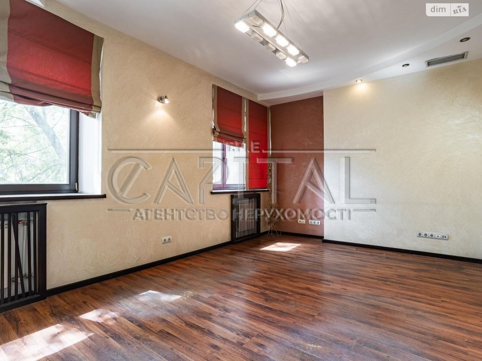 Офисное помещение на 900 кв.м. в Киеве фото 1