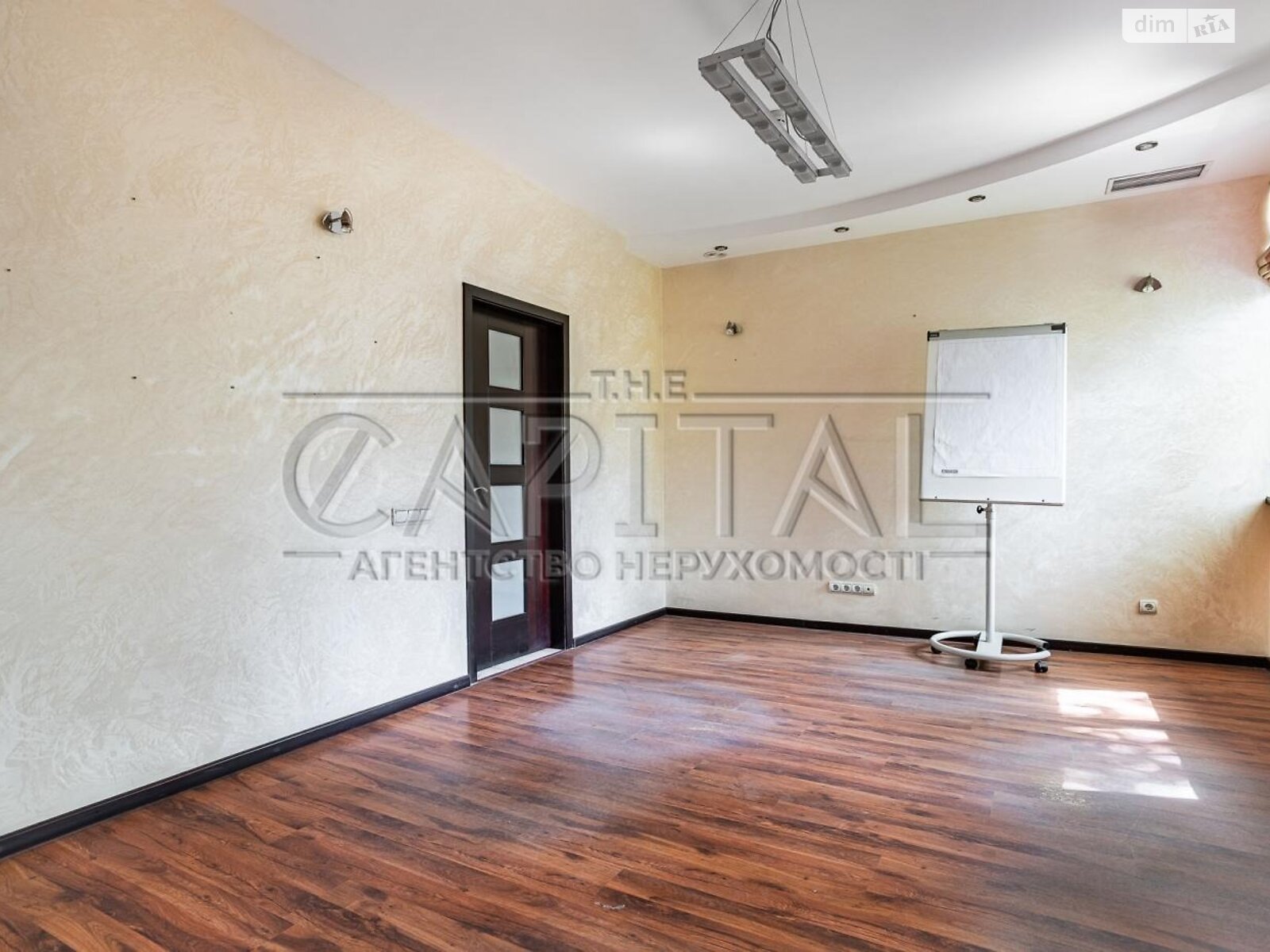 Офисное помещение на 900 кв.м. в Киеве фото 1
